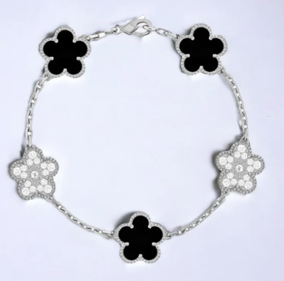 CloveLux™ Clover Bracelet